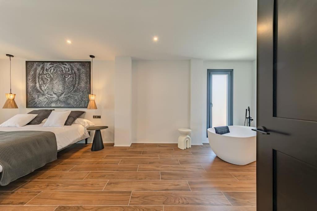 Villa Con Piscina Privada Gelves 외부 사진