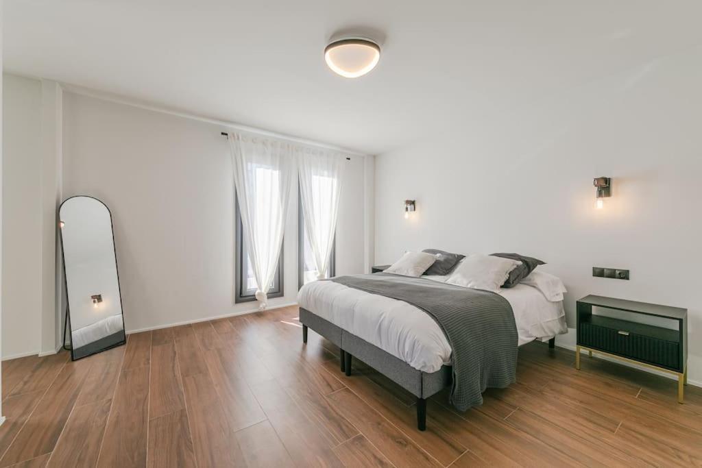 Villa Con Piscina Privada Gelves 외부 사진