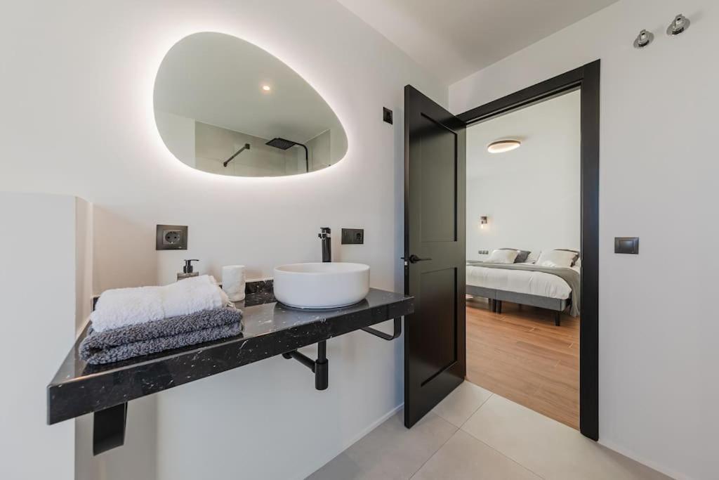Villa Con Piscina Privada Gelves 외부 사진