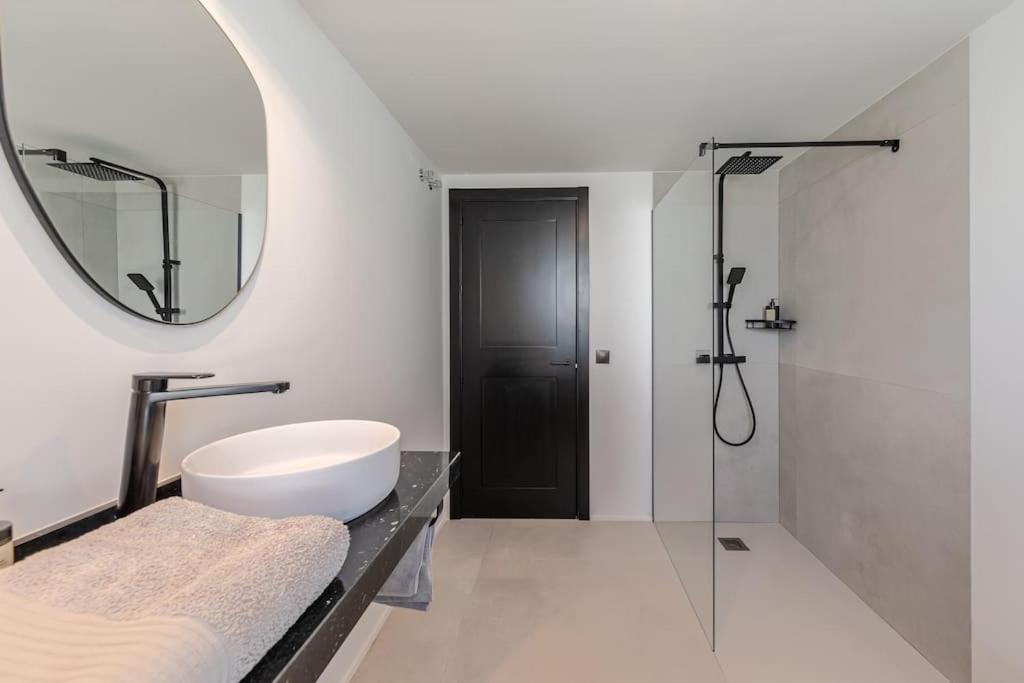 Villa Con Piscina Privada Gelves 외부 사진
